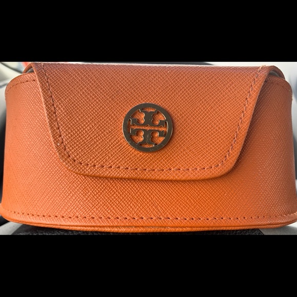 SOLD Tory Burch sunglasses case - Picture 2 of 7